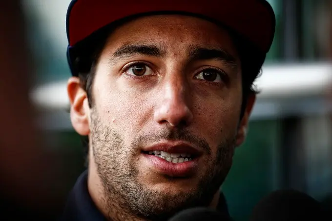 daniel ricciardo red bull f1