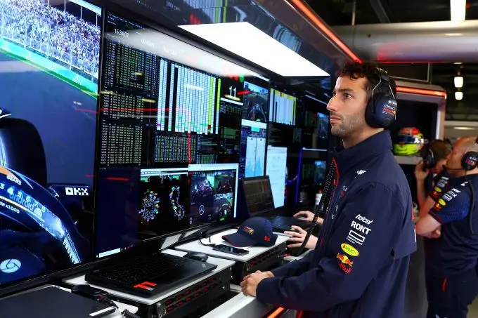 daniel ricciardo red bull si202304020169 hires jpeg 24bit rgb