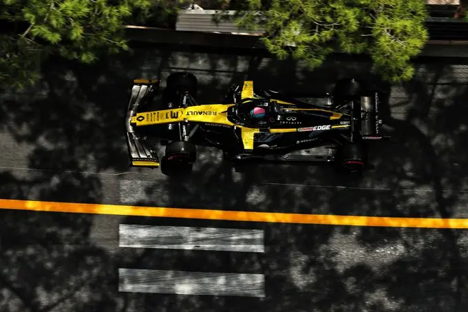 daniel ricciardo renault f1 monaco 680x453