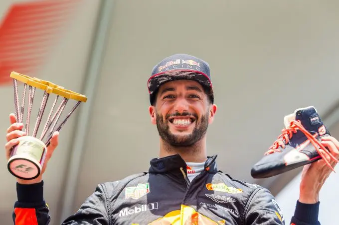 daniel ricciardo shoey