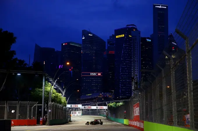 daniel ricciardo singapore 2014