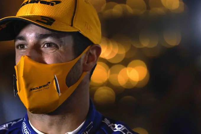 danielricciardo mclaren