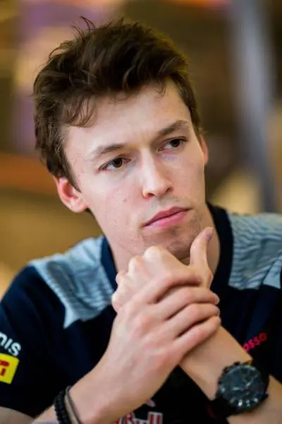 daniil kvyat 2017 str