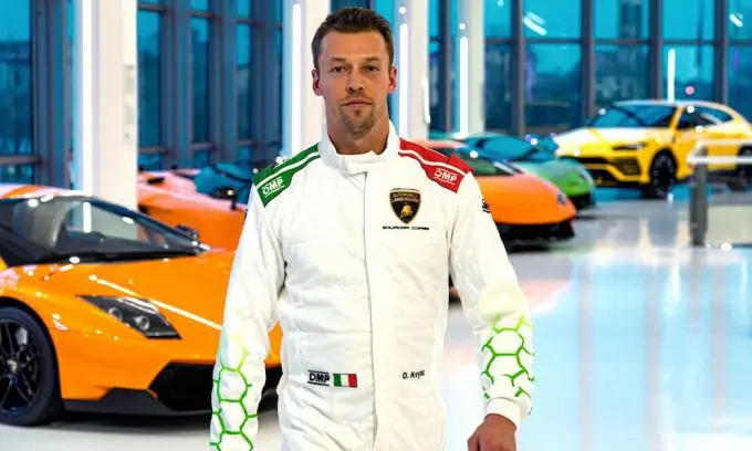 daniil kvyat lamborghini lmh fabrieksrijder 2023 2
