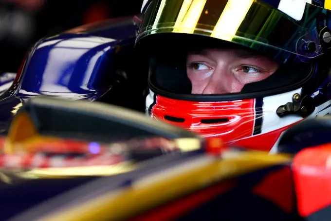 daniil kvyat redbull rx 680