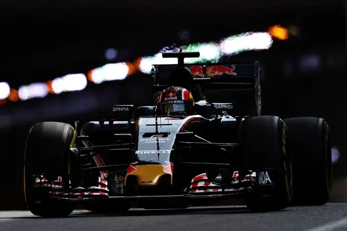 daniil kvyat toro rosso rx 680