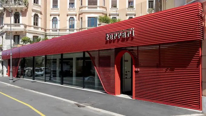 dealership roma 16 5 122