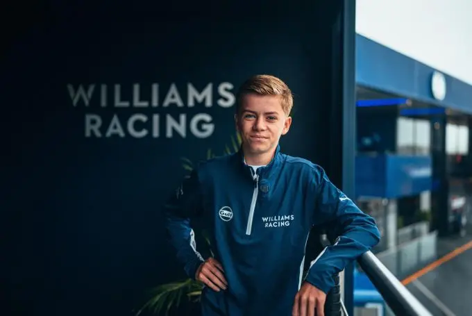 dean hoogendoorn williams racing driver academy