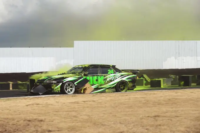drift bottas zhou 2