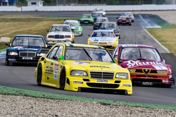 dtm classic toerwagen legends 2 medium 79fa22e5 7a23 431c 96b9 622eacfb98e5