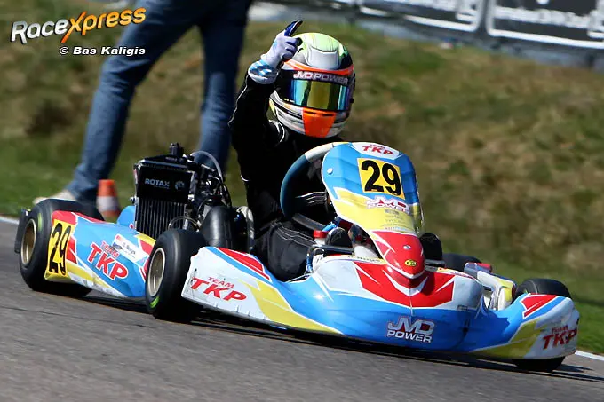 dylan buys wint bnl in genk rx a81f1143