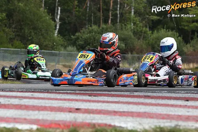 dylan visser rx680 sterke inhaalraces in genkid0g7297