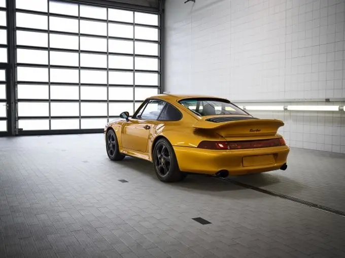 eenmaal andermaal porsche classicys project gold geveild voor y 27 miljoen