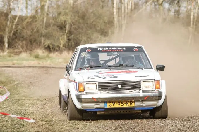 ehr 2022 peter mangnus is de leider in het historic rally kampioenschap 220826