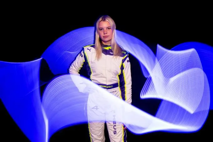 emely de heus wseriestest spain