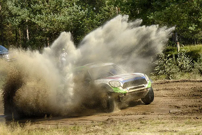 erik van loon baja poland mini p5 rx 680