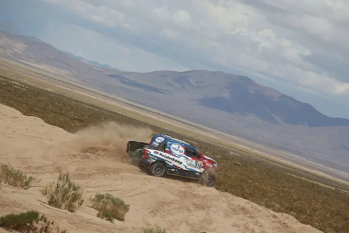 erik van loon dakar rally 2017 toyota