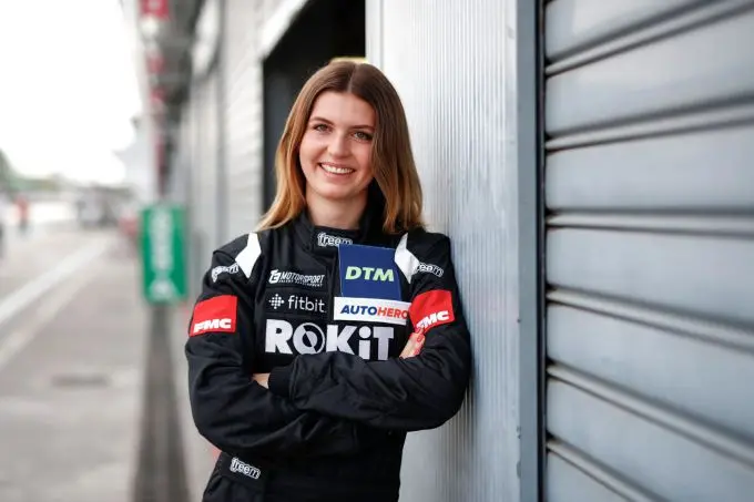 esmee hawkey dtm lamborghini 61f6f284 ba33 8ad2 23ae 09f680fc1d2e