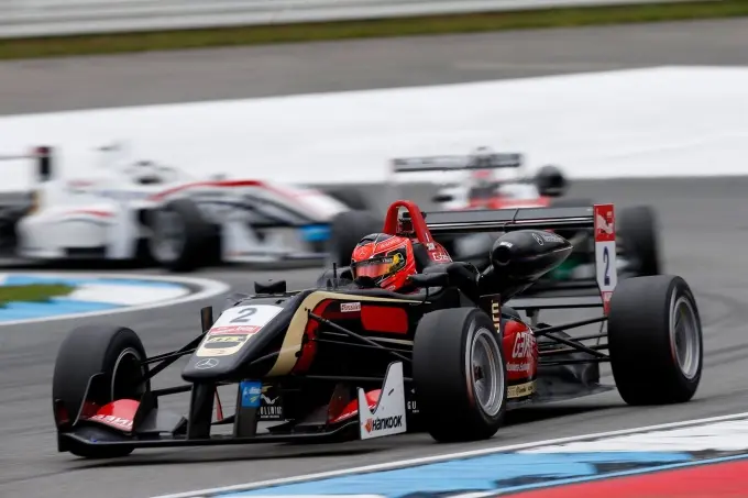 esteban ocon