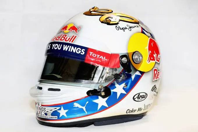 evel knievel helm daniel ricciardo