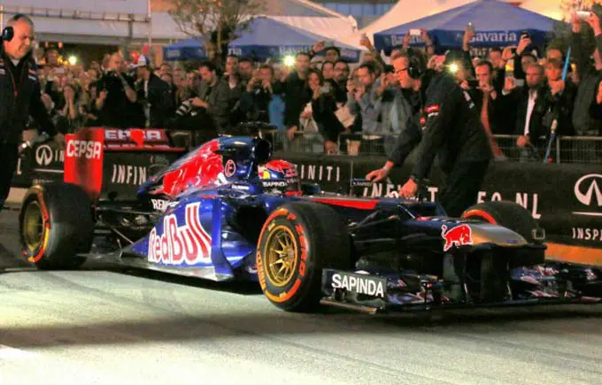 f1 max verstappen burning rubber live formule 1