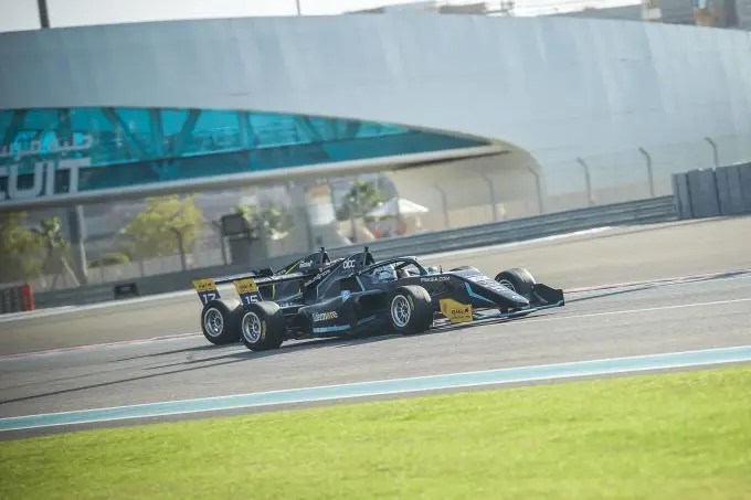f3ac race 9 action