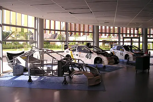 fanzonelyautosspeedacademy