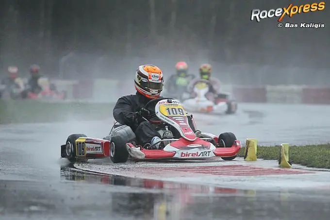 ferdy snijders rx680 begint racesezoen met zege c014572