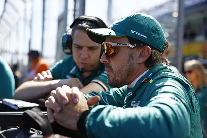 fernando alonso f1 gp2403 032850 25a3562