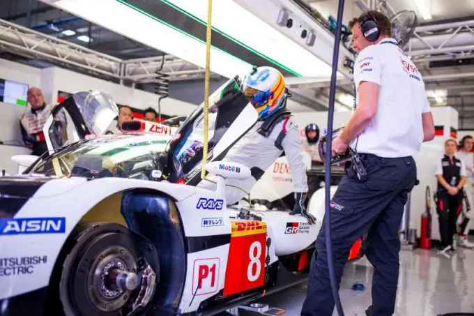 fernando alonso fia wec bahrein 3