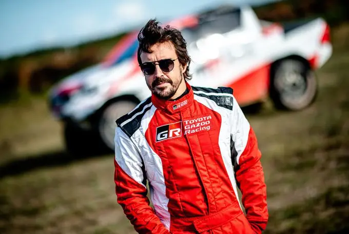fernando alonso toyota hilux 2019 1