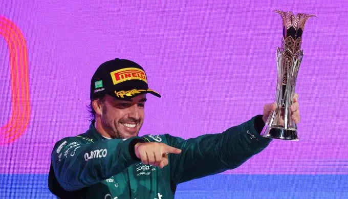 fernando alonso tweede podium 083e00c1 c01e 3cee 0555 9ac179ecf85f 2