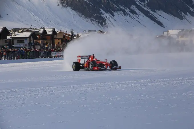 ferrari f1 on ice in livogno 6