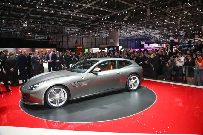 ferrari gtc4lusso rx 680
