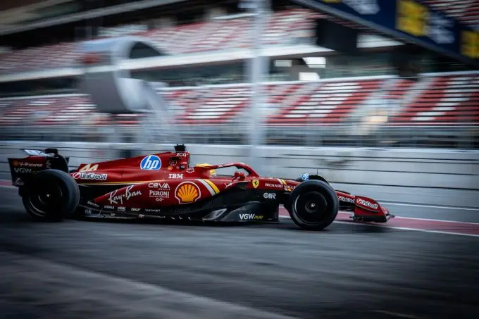 ferrari lewis hamilton test barcelona 04022025 foto ferrari media 475774802 1176584661138954 6346138622262219334 n