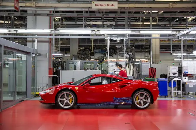 ferrariback1