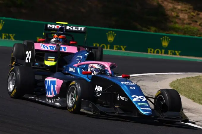 fia formula 3 rd 8 hungary sophia floersch