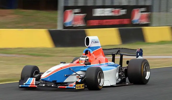 formula thunder 5000 in action