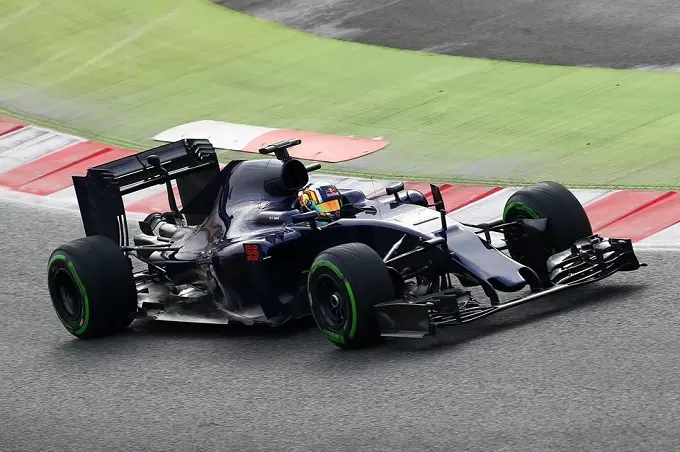 formule 1 test carlos sainz str11 toro rosso