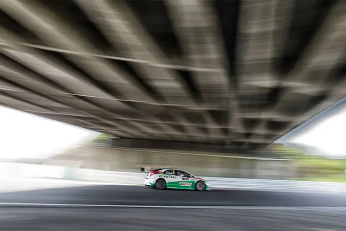 gabriele tarquini wtcc japan 2014