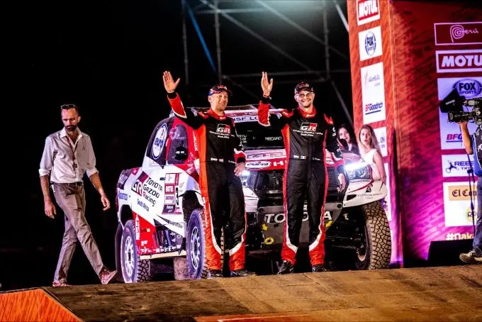 genieten voor bernhard bij feestelijke start dakar 2019