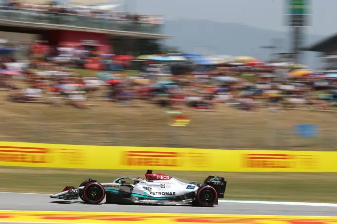 george russell barca race