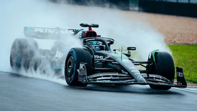 george russell filmdag silverstone