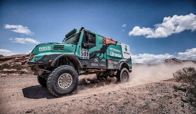 gerard de rooy petronas dakar de rooy team iveco rx 680