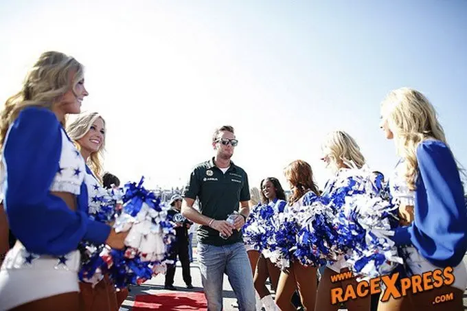 giedo van der garde in mooi gezelschap caterham f1 rx
