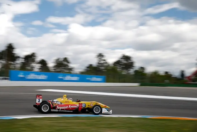 giovinazi f3 2015