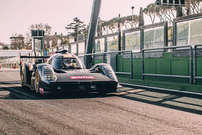 glickenhaus scg 007 lmh romain dumas evkkiizxeaalpqb