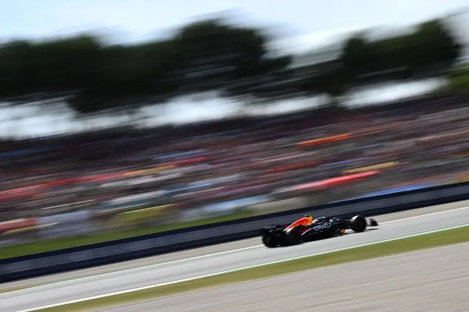 gp spanje max verstappen actie 3 si202506010422