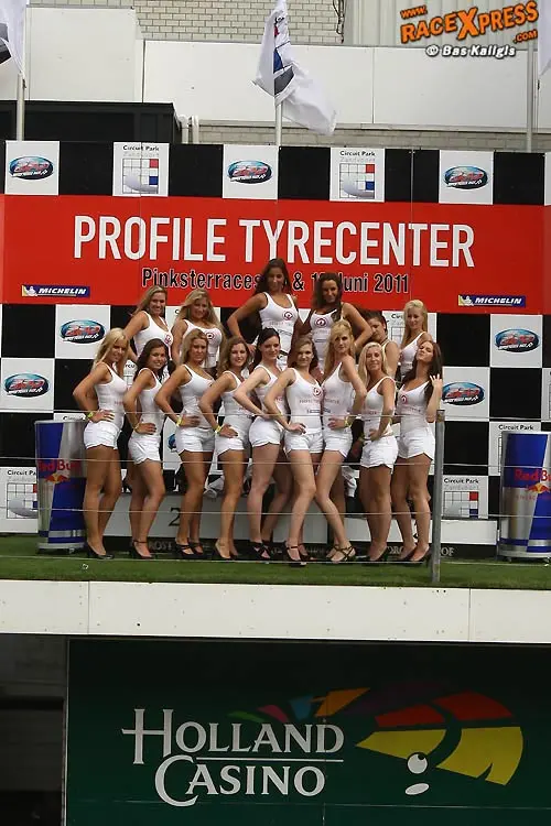 grid girls pinksterraces racexpress zandvoort