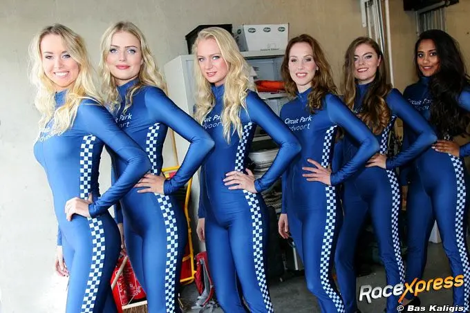 grid girls zandvoort rx 680 nr3z5791 d s a rx 1 def